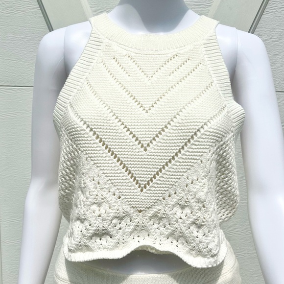 House of Harlow 1960 Cream Skirt Set - Picture 2 of 3